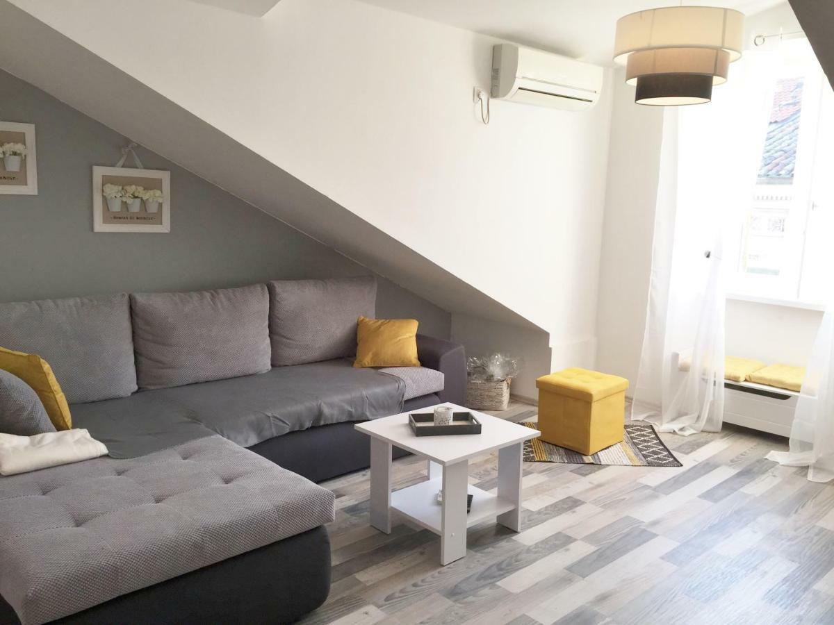 Charming Rijeka City Center Apartment Renee Ngoại thất bức ảnh